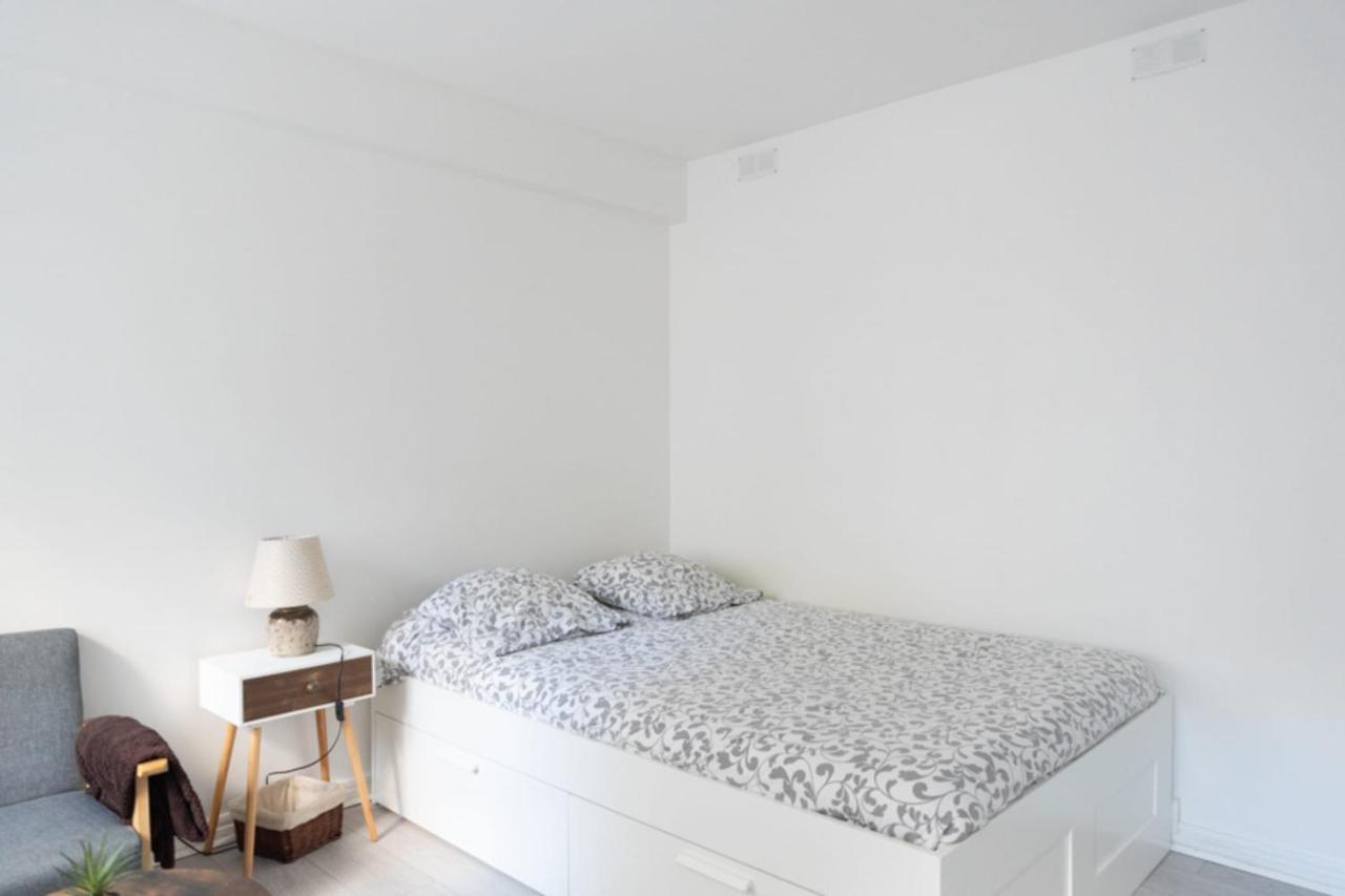 Spacious Studio In The Center Of Montmartre Paris Eksteriør bilde
